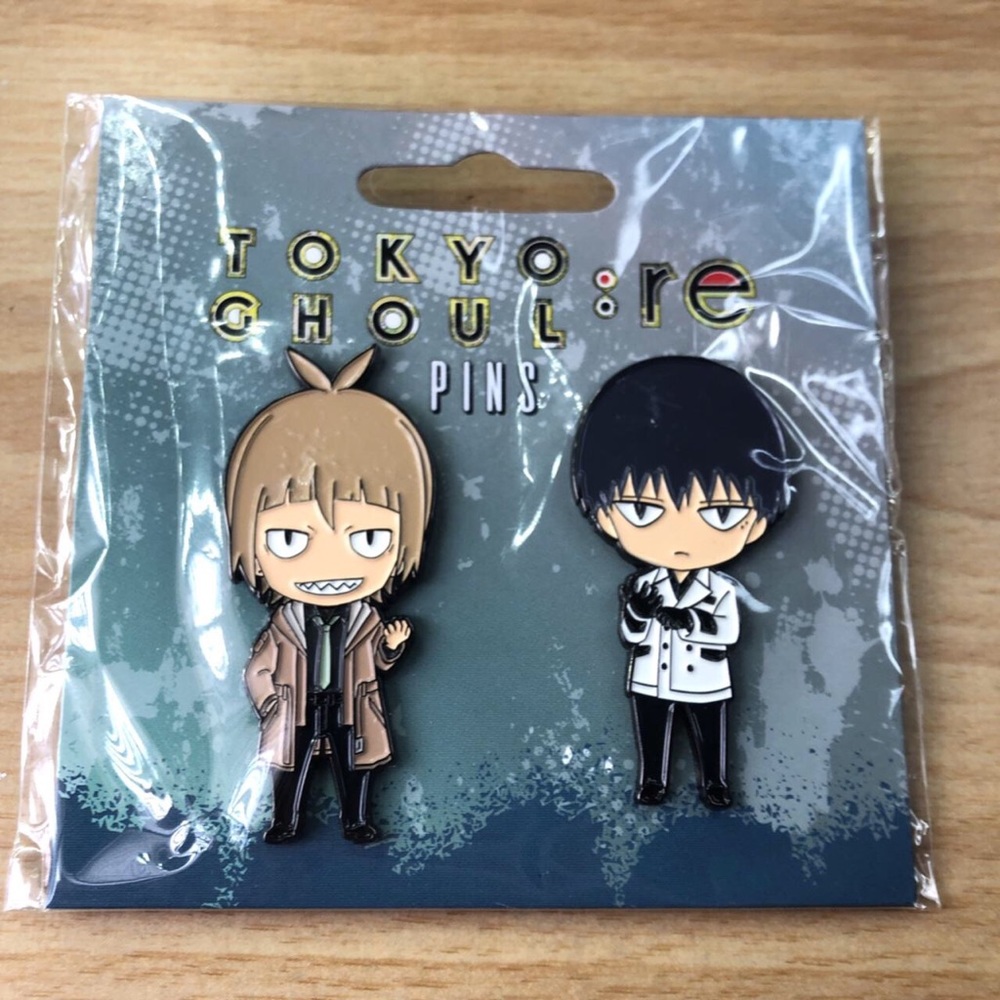 Tokyo Ghoul:Re Ginshi Shirazhu & Kuki Urie Enamel Pin Set